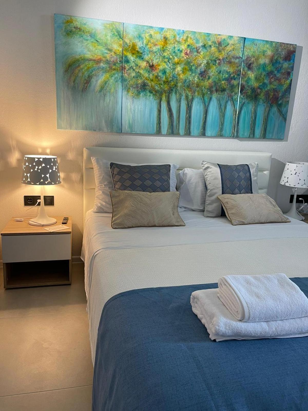 Allure Luxury Villas 3&4 Serenity Retreat Moni Evaggelistrias Ngoại thất bức ảnh