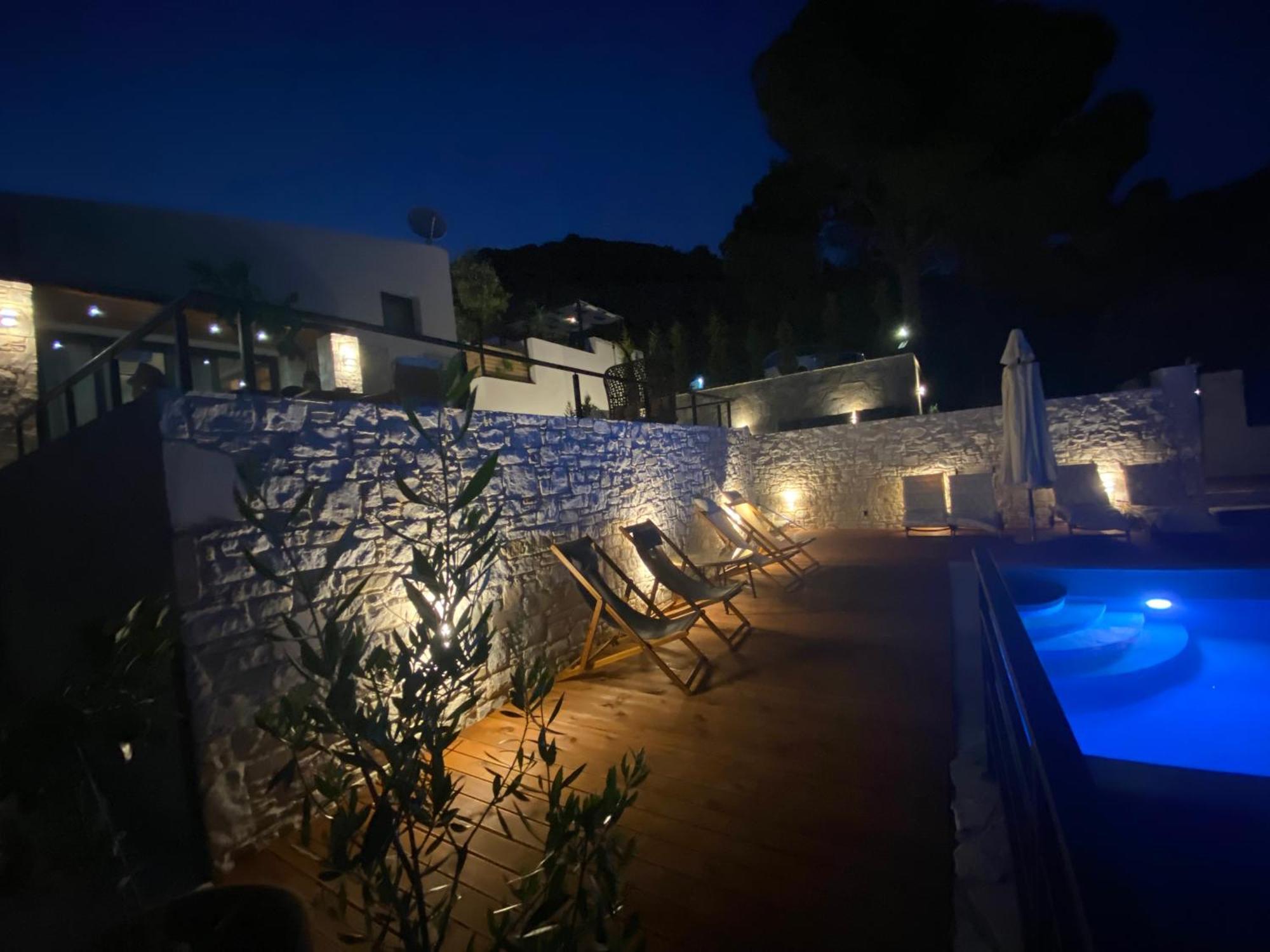 Allure Luxury Villas 3&4 Serenity Retreat Moni Evaggelistrias Ngoại thất bức ảnh